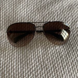 PRADA Sunglasses👓 with Case